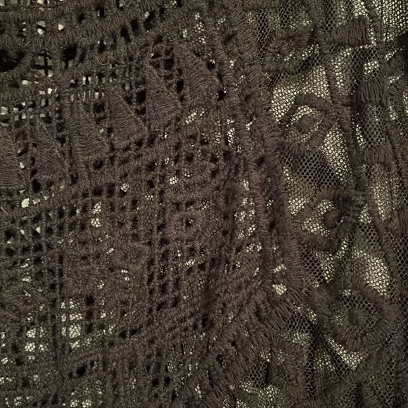 Black Lacy Tunic - Like New - Picture 4 of 4